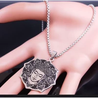 Lótuszvirágban buddha nemesacél nyaklánc 