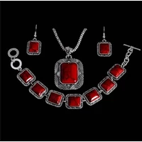 Afra korall kővel tibeti ékszer szett