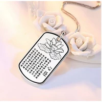 Lótusz Szútra szövegével ellátott medál