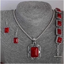 Afra korall kővel tibeti ékszer szett