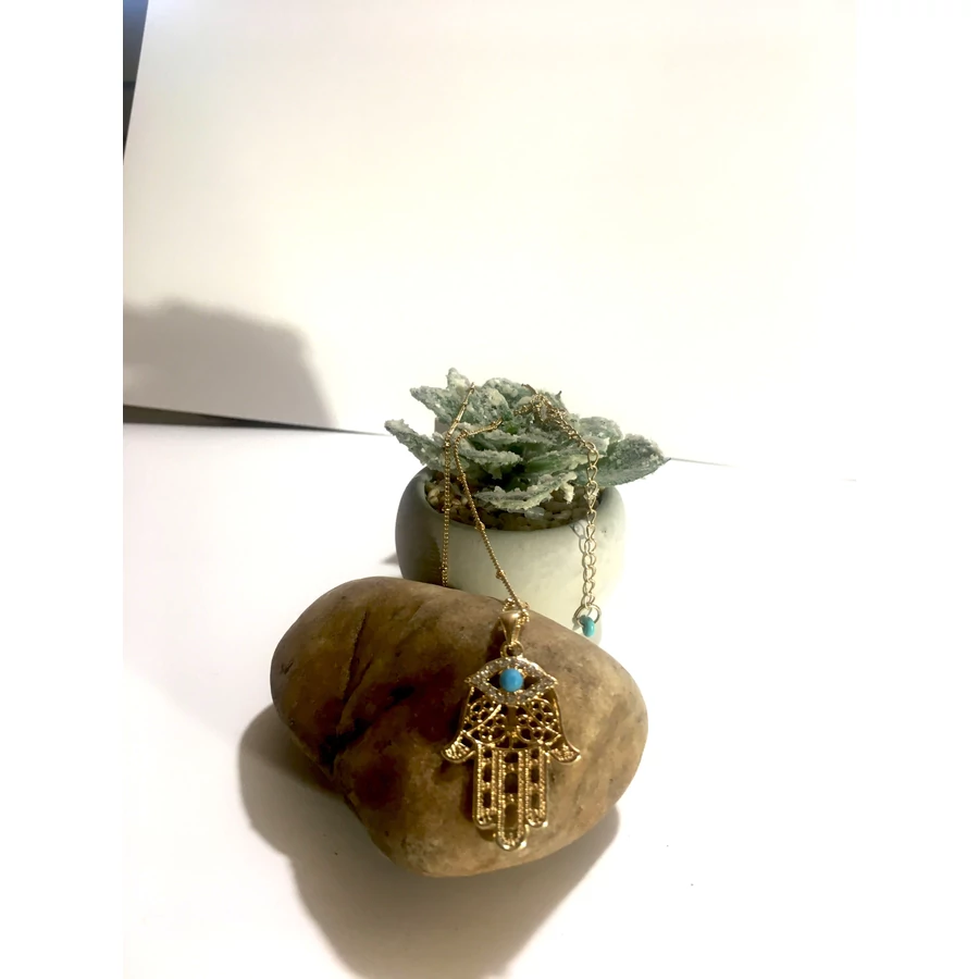 Fatima keze nyaklánc türkiz szemes kővel
