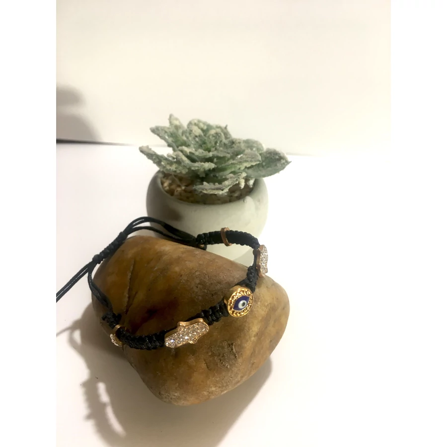 Fatima keze karkötő