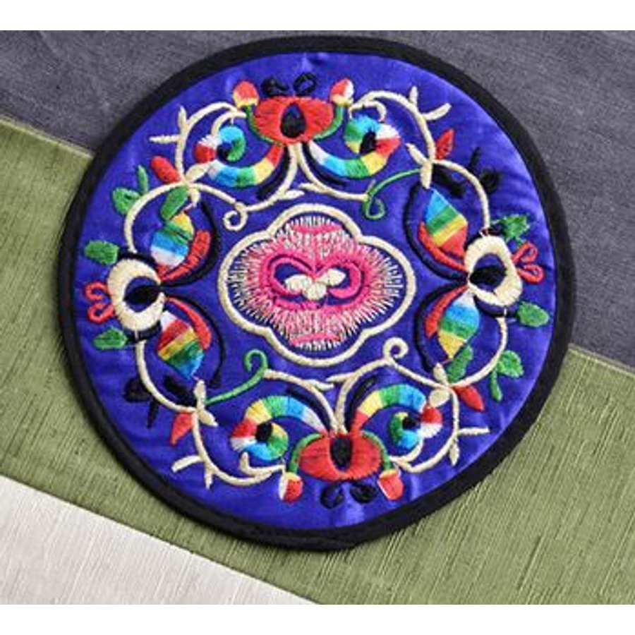 Tibeti hímzett poháralátét sötétkék színű 2 db