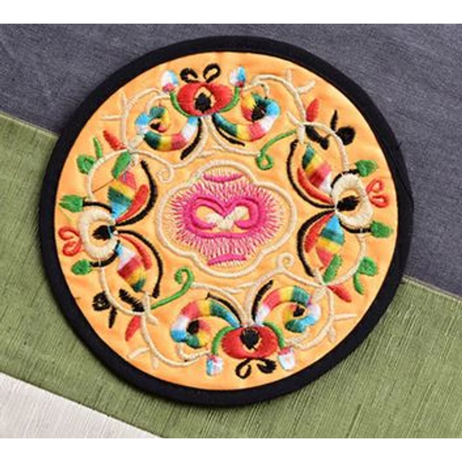 Tibeti hímzett poháralátét narancssárga színű 2 db