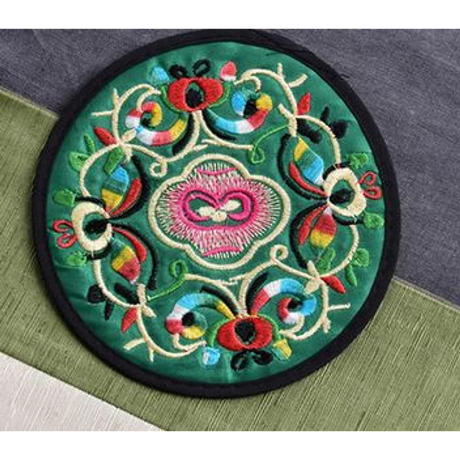 Tibeti hímzett poháralátét zöld színű 2 db