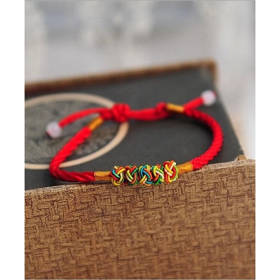 Áldást hozó buddhista mala karkötő 