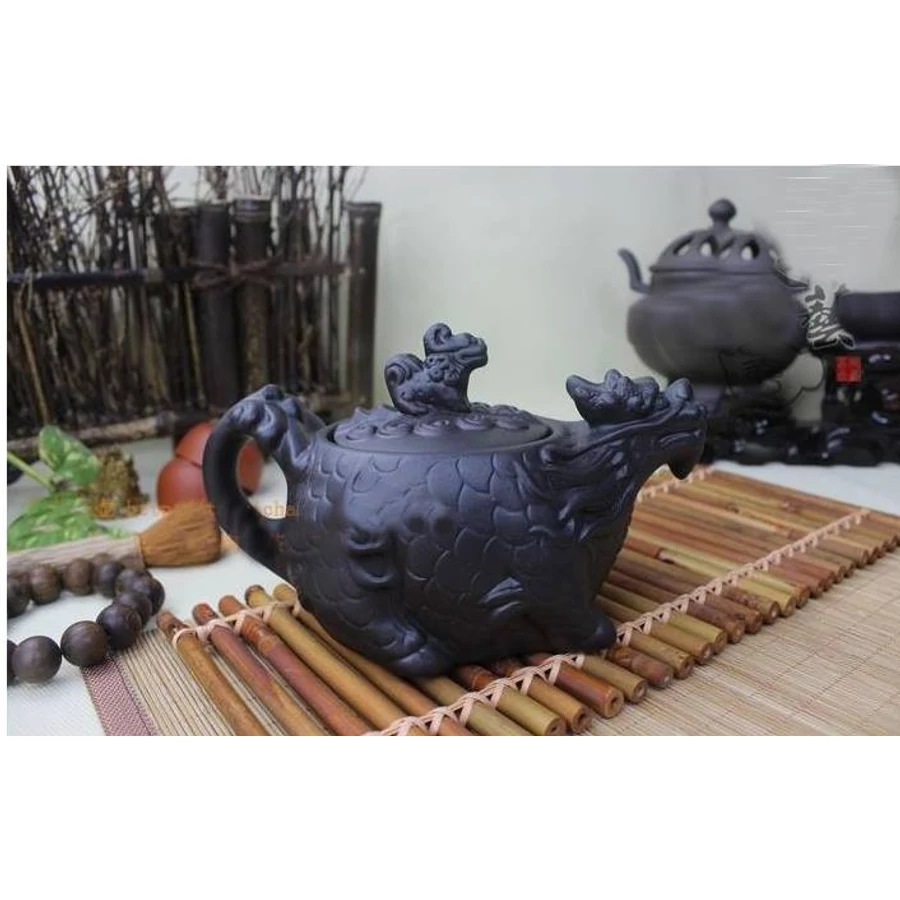 Sárkányos yixing teáskanna
